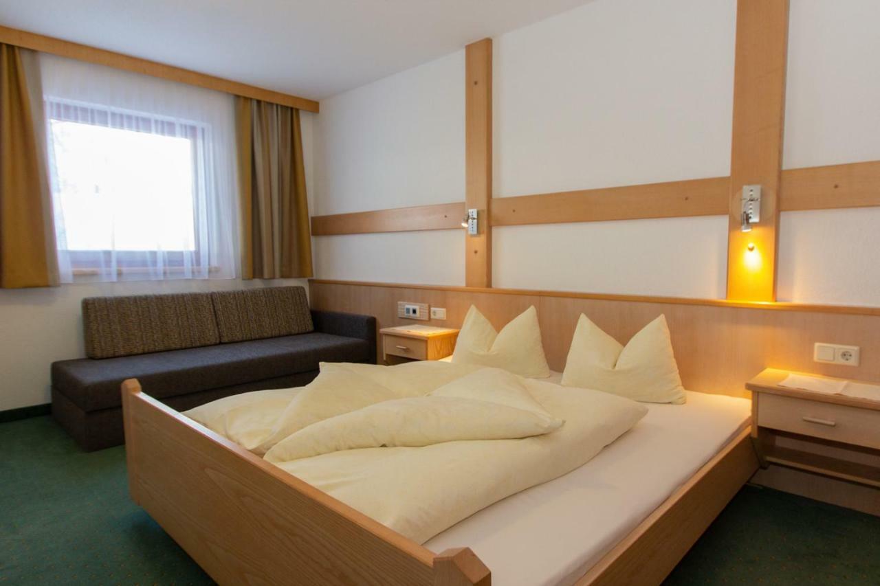 Laver Apartment